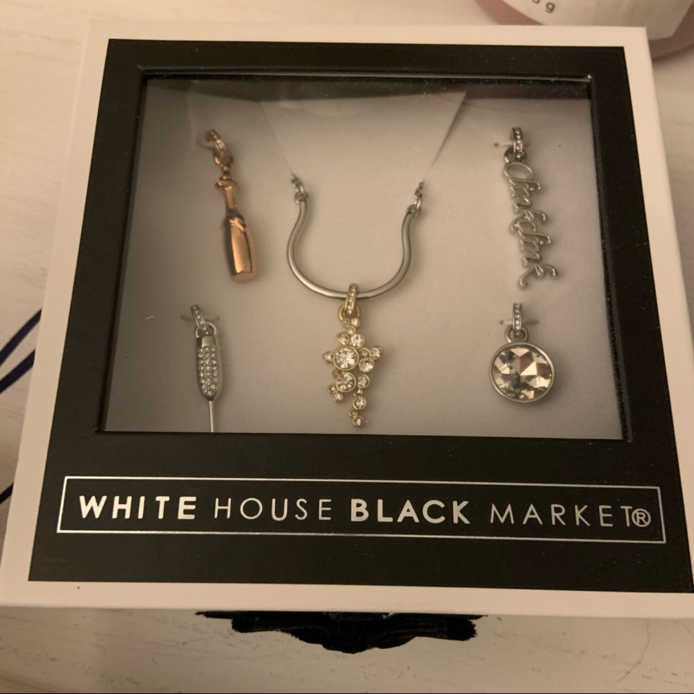 NWT WHBM PARTY & ROSÉ CHARM NECKLACE GIFT SET - Picture 3 of 3